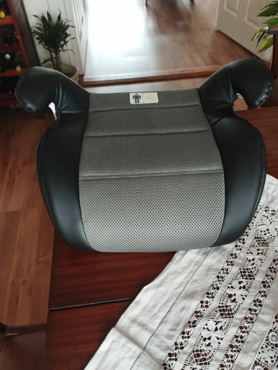 Child Booster Seats - Image 2