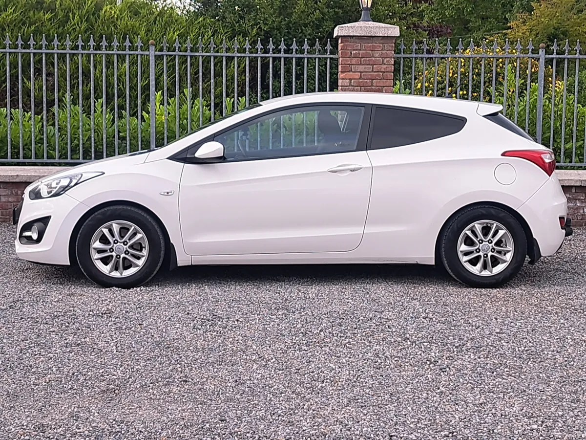 Hyundai i30 ipro panel van 1.4 Diesel. - Image 4