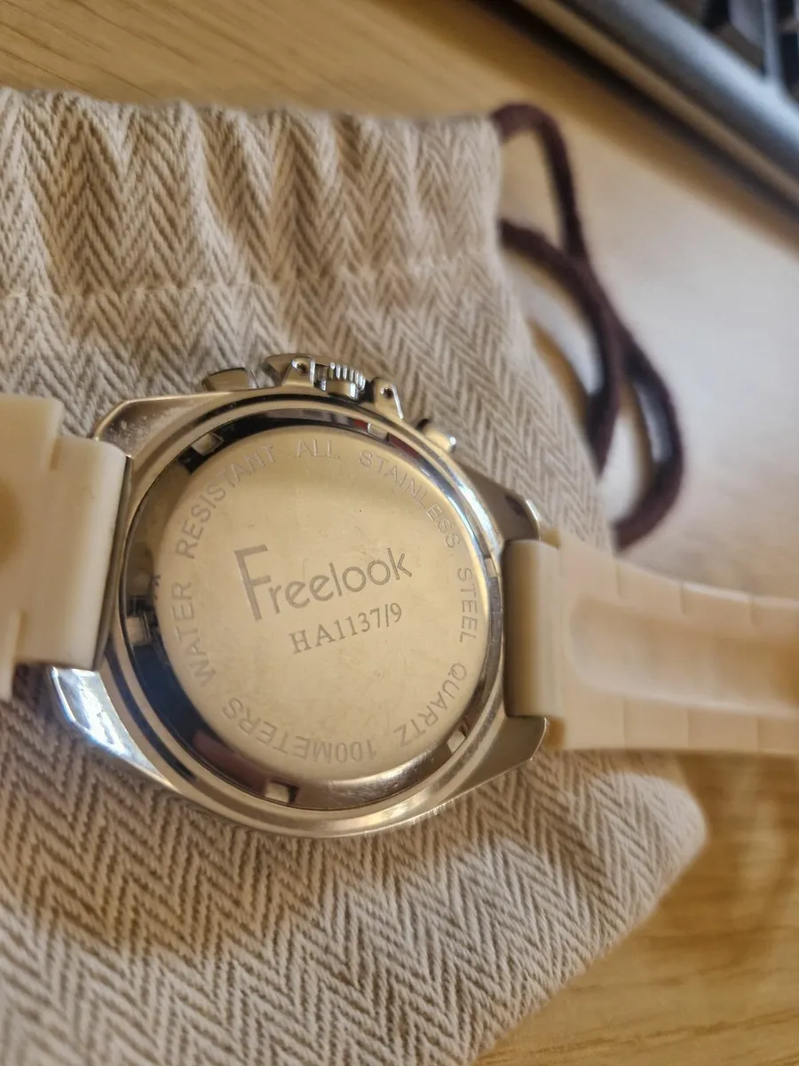 Freelook Ladies women Watch - Image 4