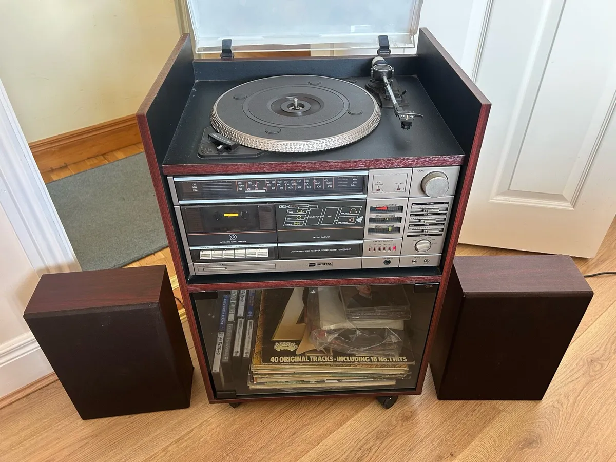 Music center - Image 2