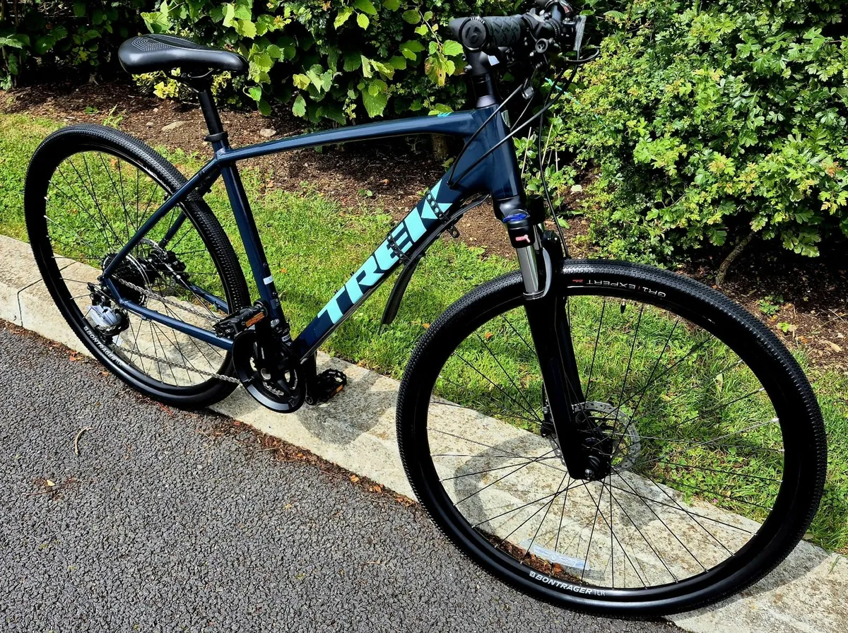 Trek Dual Sport 3- Ladies Hybrid Large Bike - Image 4