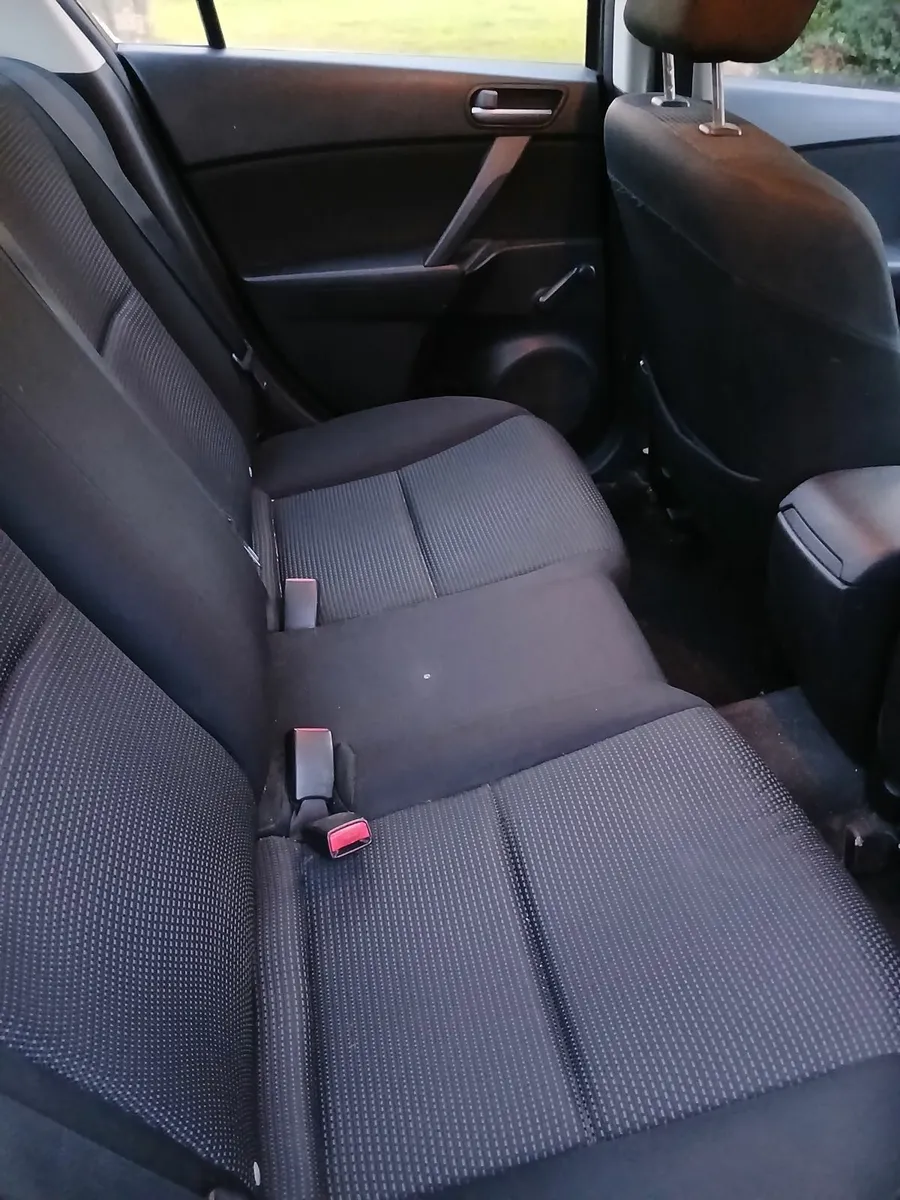 Mazda Mazda3 2012 - Image 3