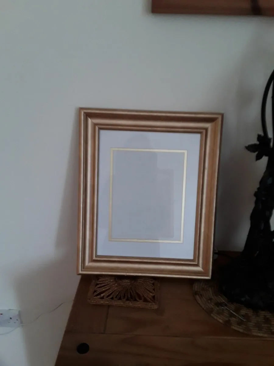 Brand new unused picture frame - Image 1
