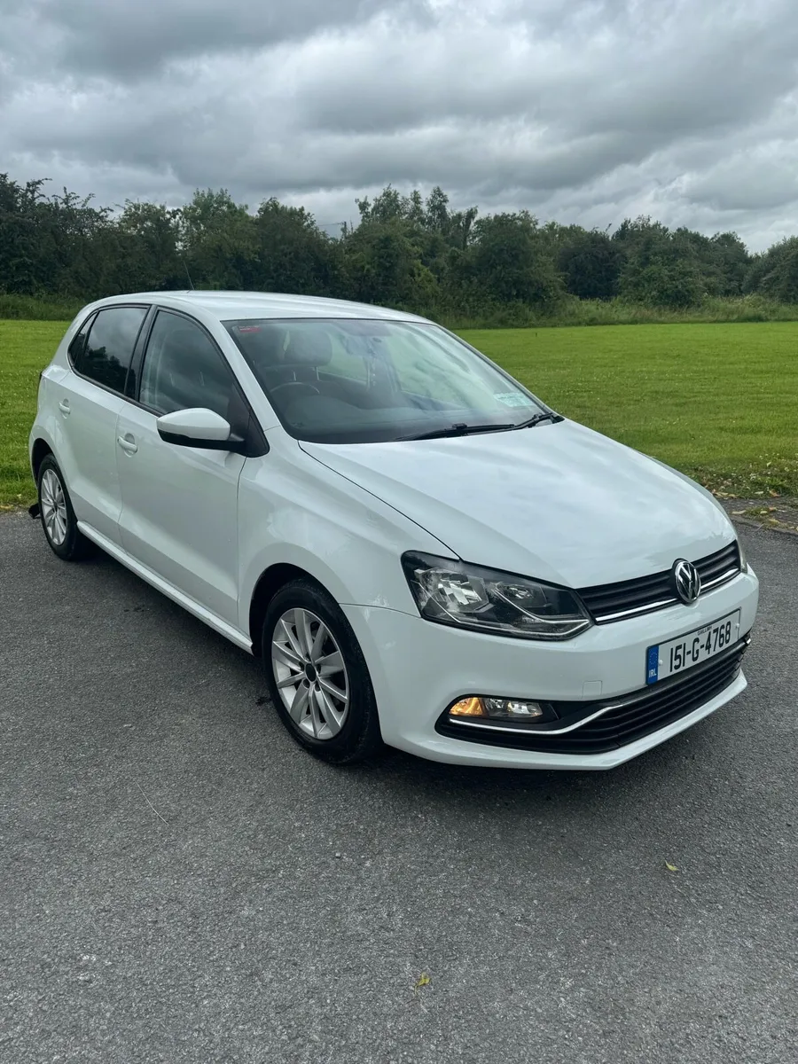 2015 Volkswagen Polo - Image 1