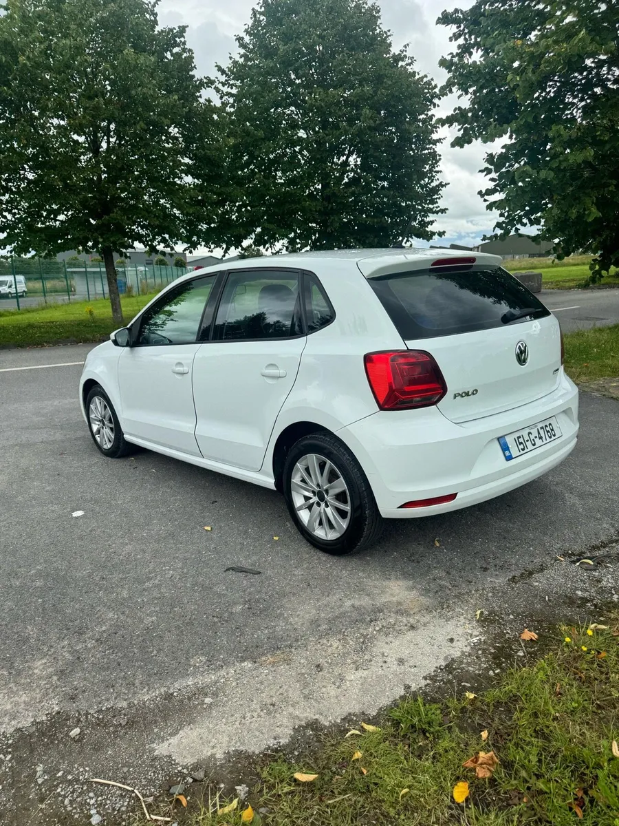 2015 Volkswagen Polo - Image 3