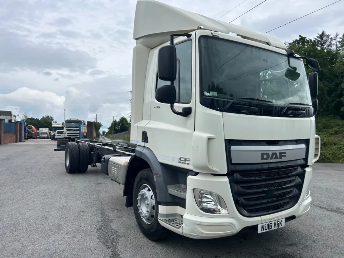 2016 Daf cf 250 18 ton fridge or chassis cab - Image 3