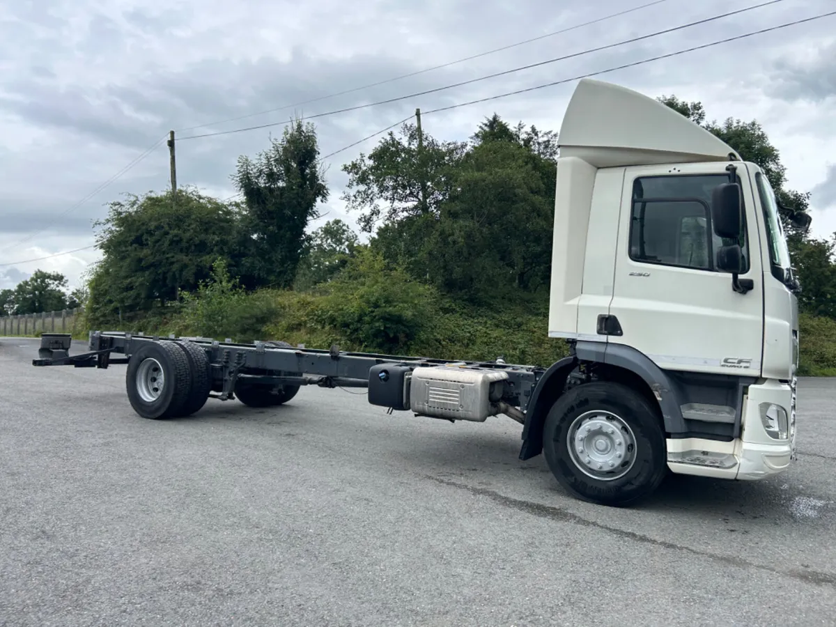 2016 Daf cf 250 18 ton fridge or chassis cab - Image 4
