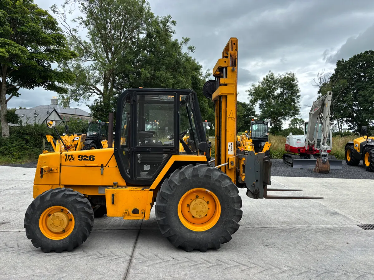 JCB 926 Rough Terrain Forklift - Image 2