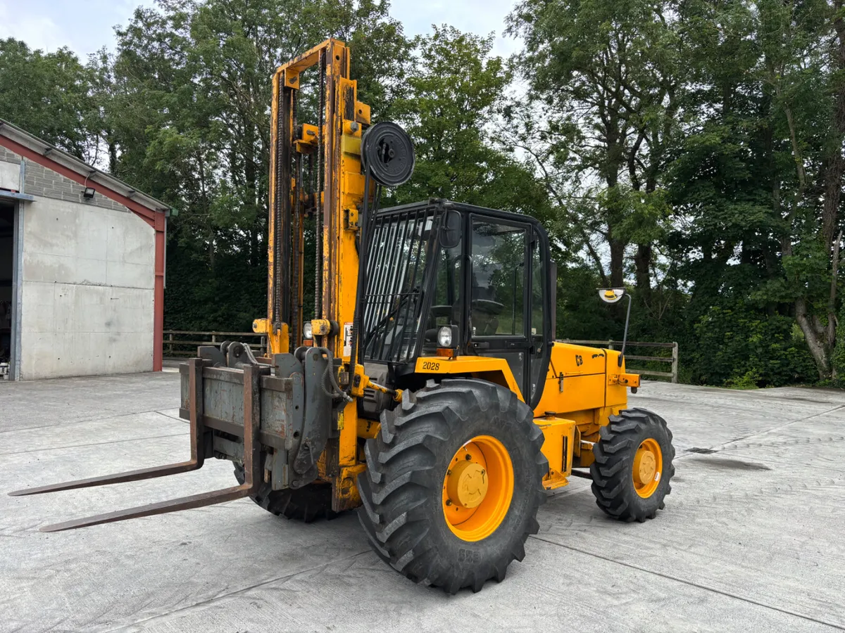 JCB 926 Rough Terrain Forklift - Image 4