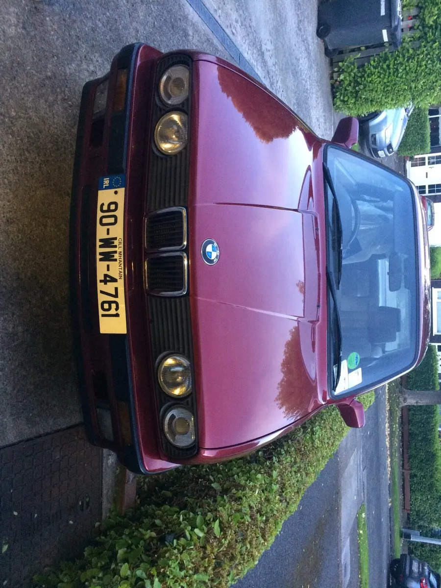 BMW E30 318i - Image 2