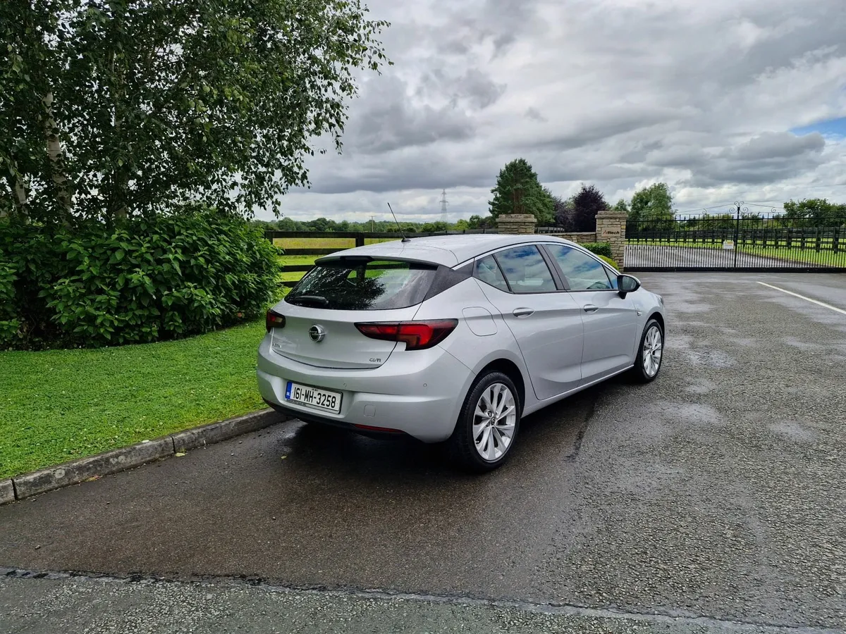 Opel Astra Diesel (NCT TESTED AND TAXED)!!! - Image 3