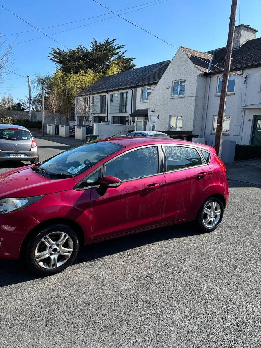 Ford fiesta - Image 4