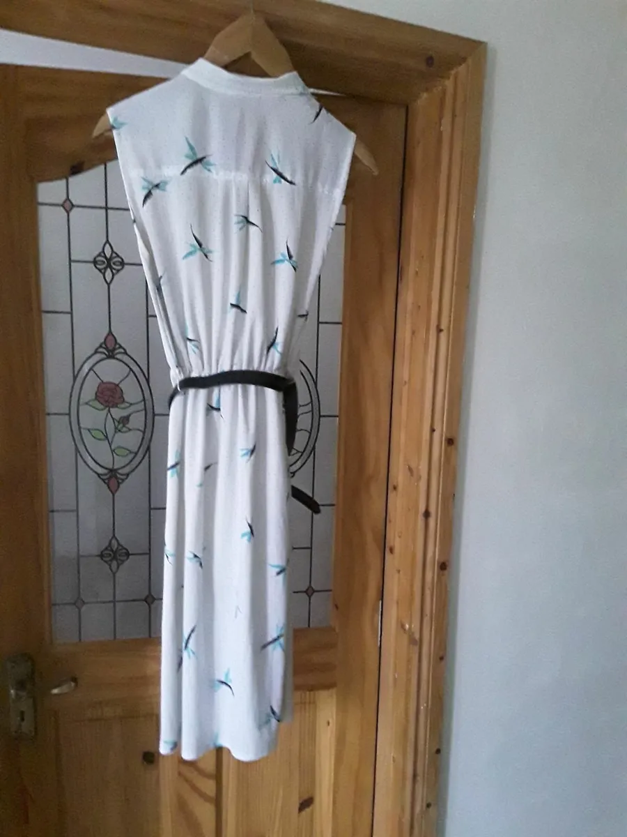 Lovely vintage dress size 10 as new - Image 2