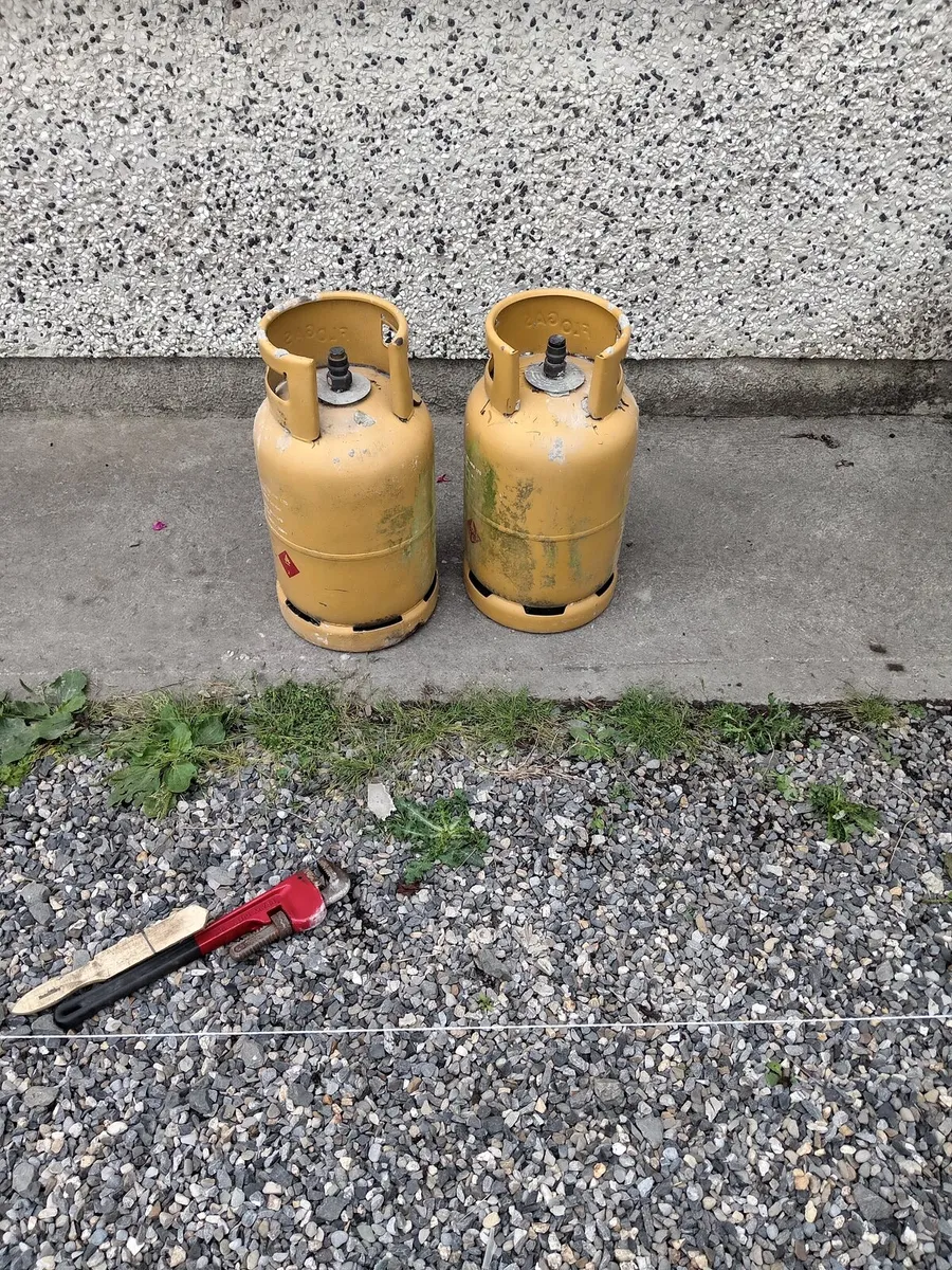 Gas bottles by2 - Image 1