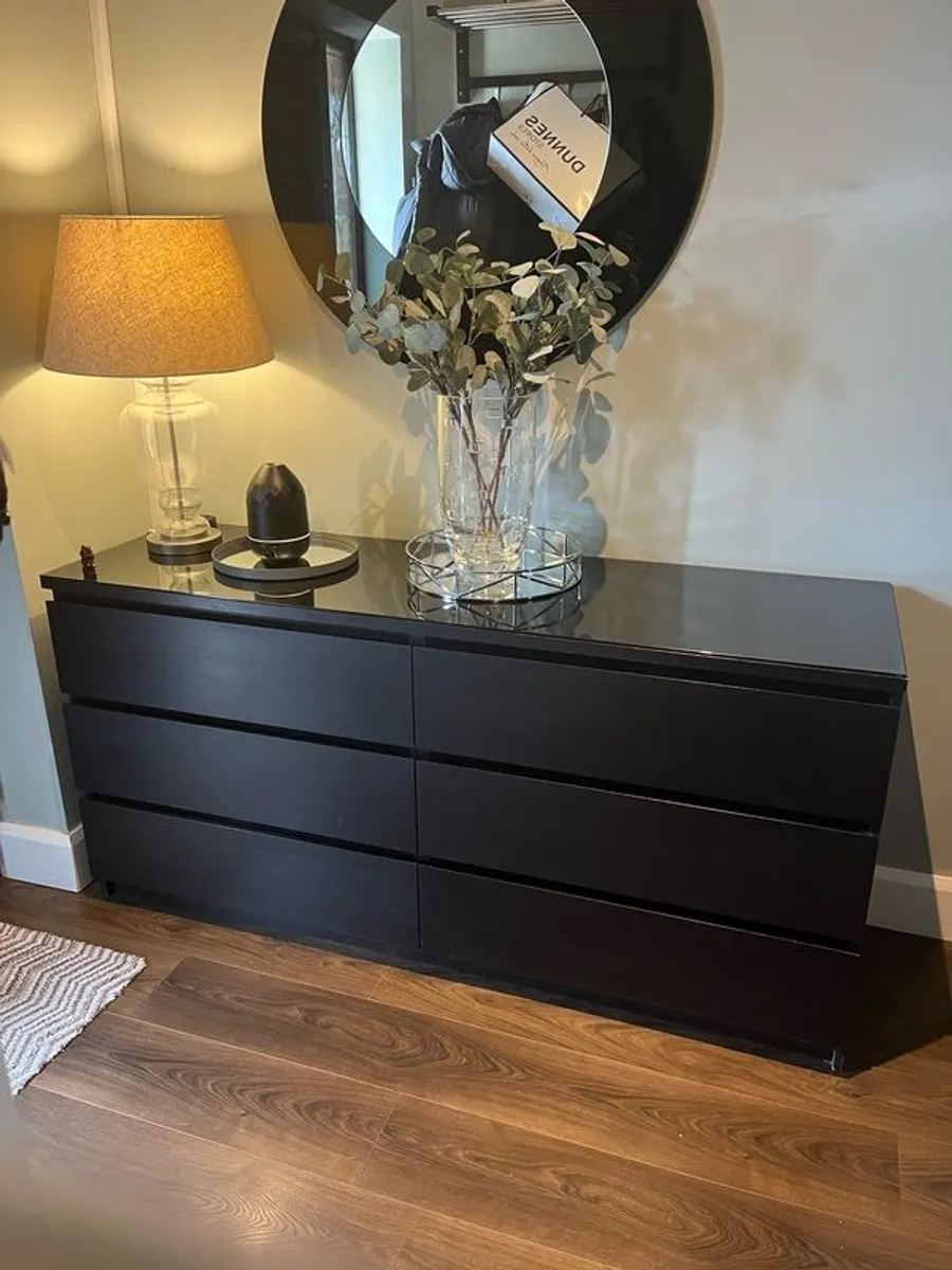 ikea malm 6 drawer black brown with glass top - Image 1