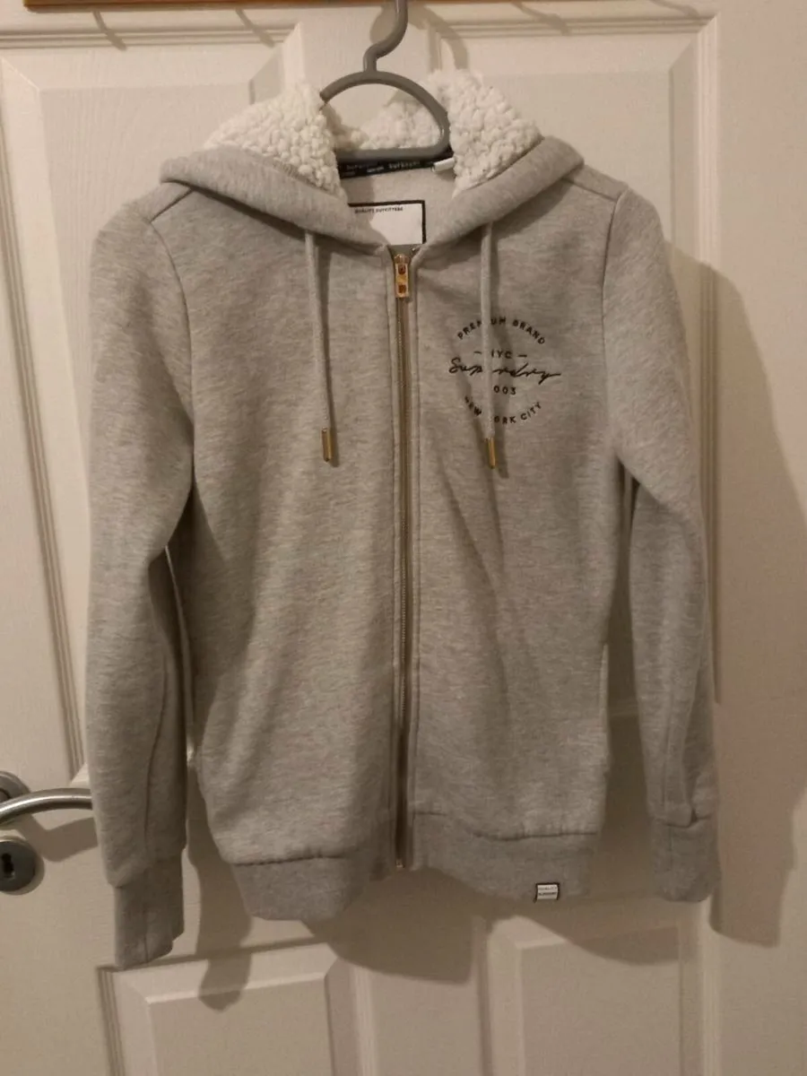 Superdry Women’s Hoodie – Size 8 – Excellent Condi - Image 1
