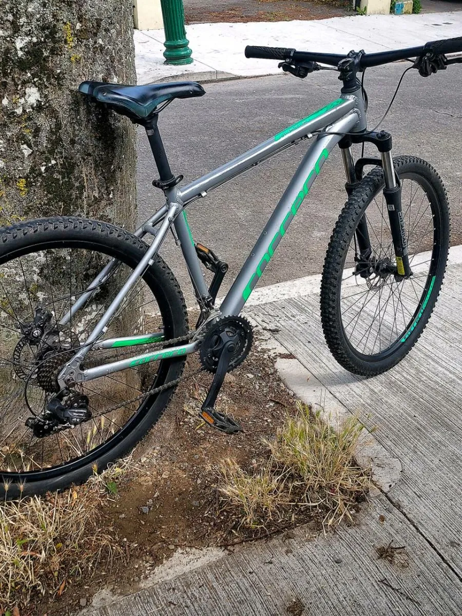 Carrera 27.5 bike new cables, new chain - Image 1
