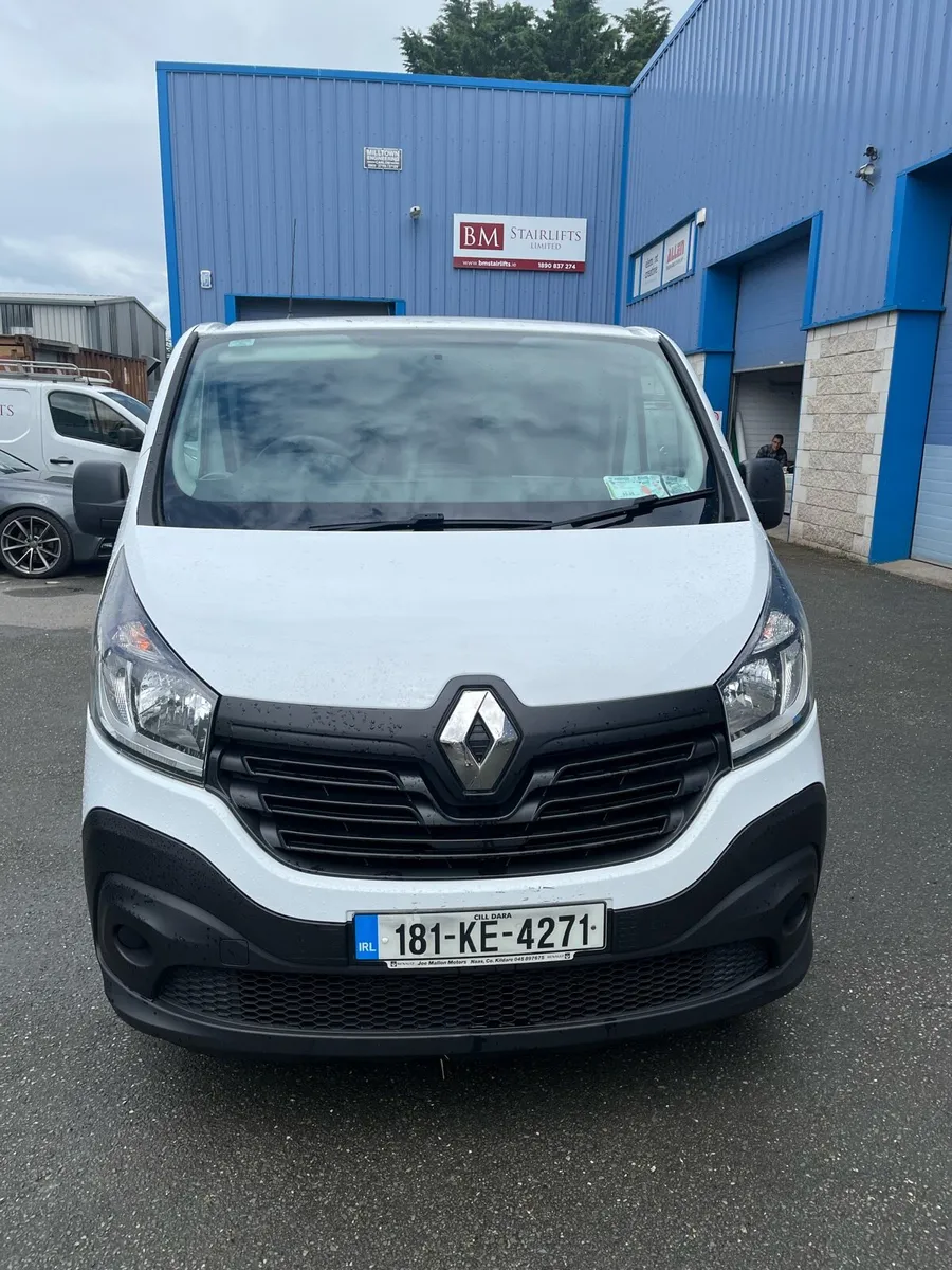 Renault Traffic Van - Image 1