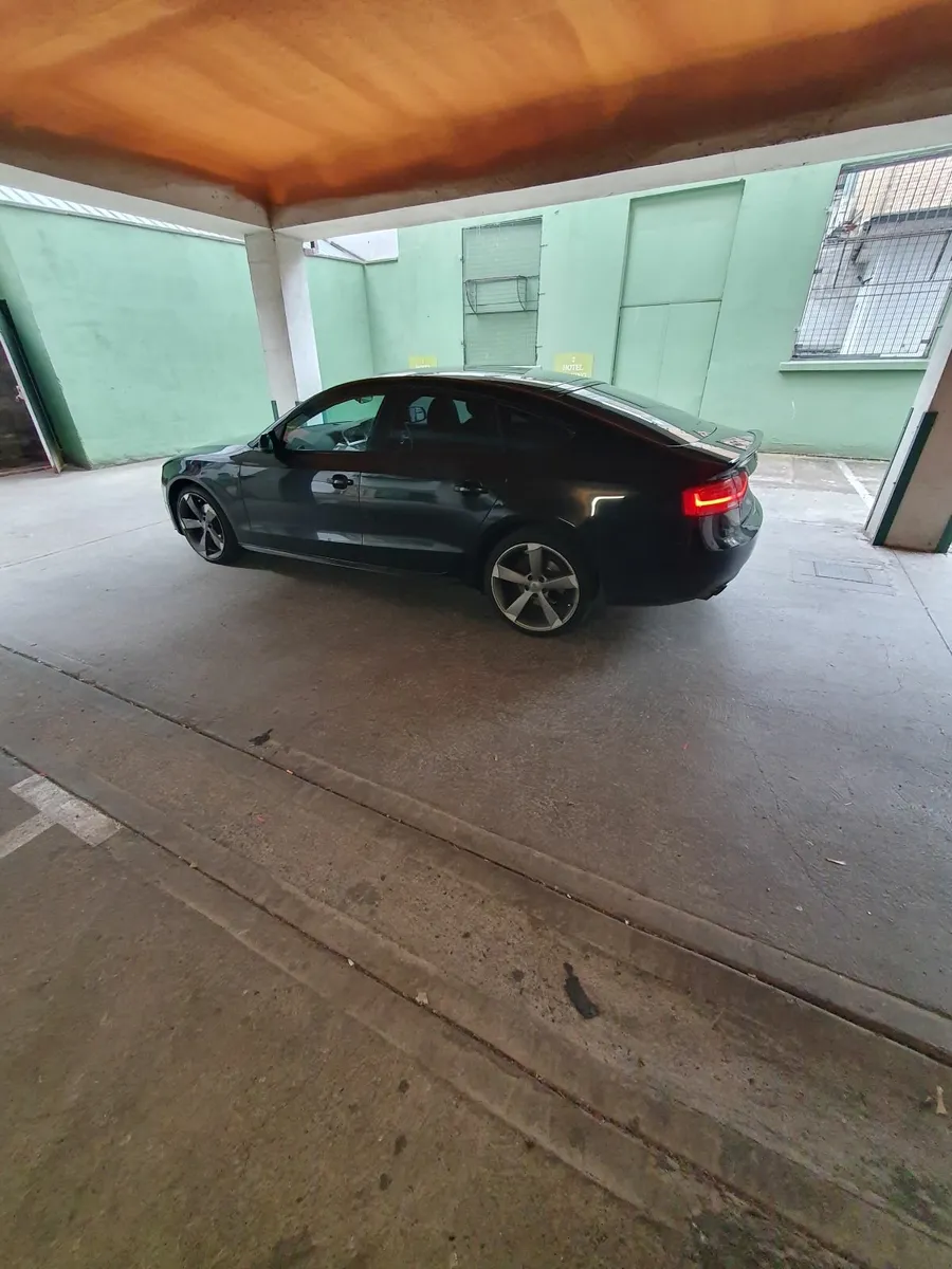 Audi a5 2.0 tdi 2012 - Image 2