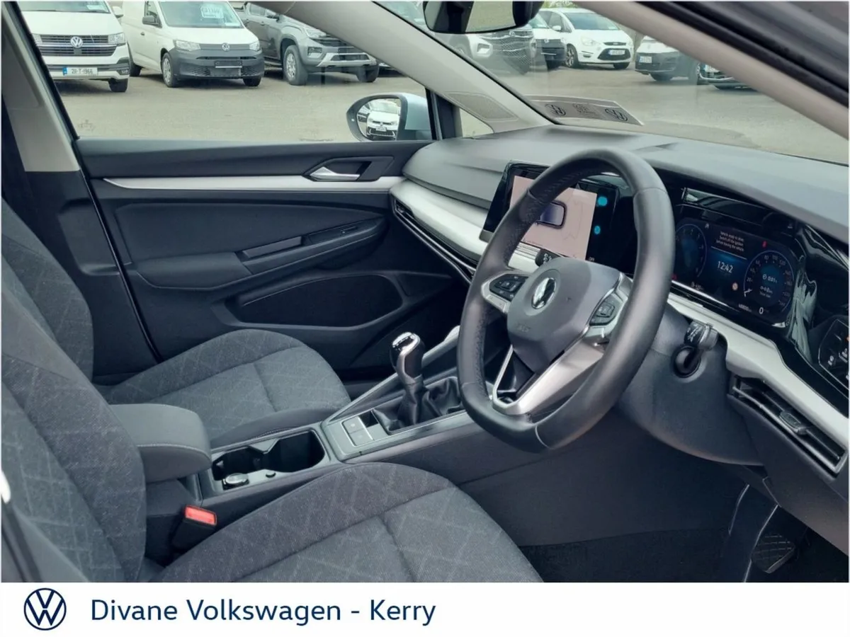 Volkswagen Golf Life 1.0tsi Petrol 110BHP - Image 4