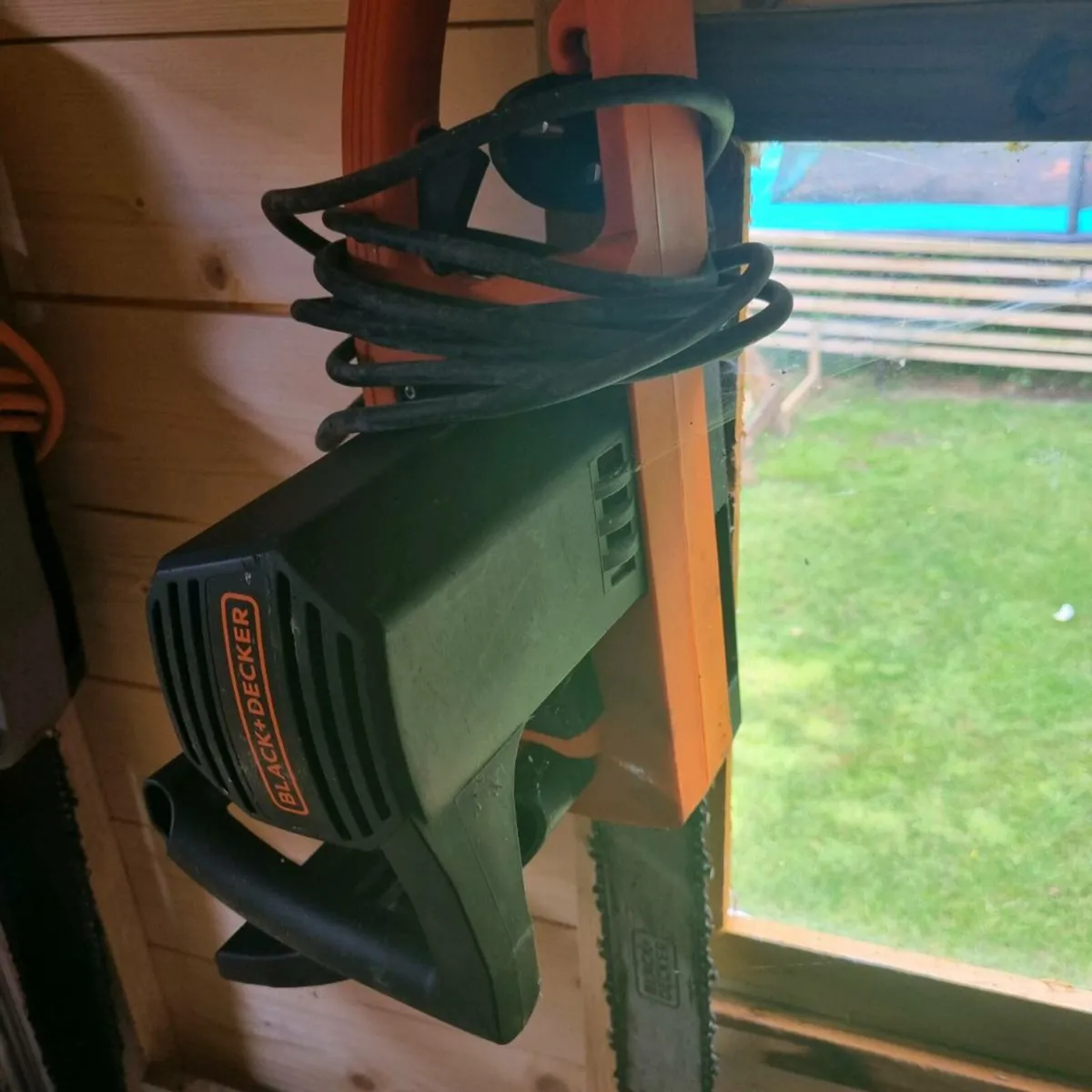 Chainsaw - Image 2