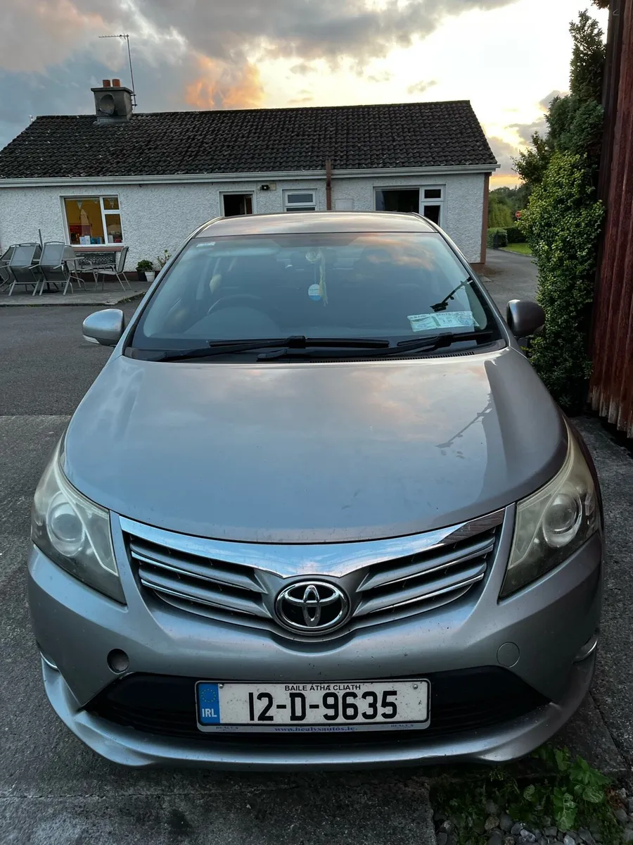 Toyota avenis - Image 1