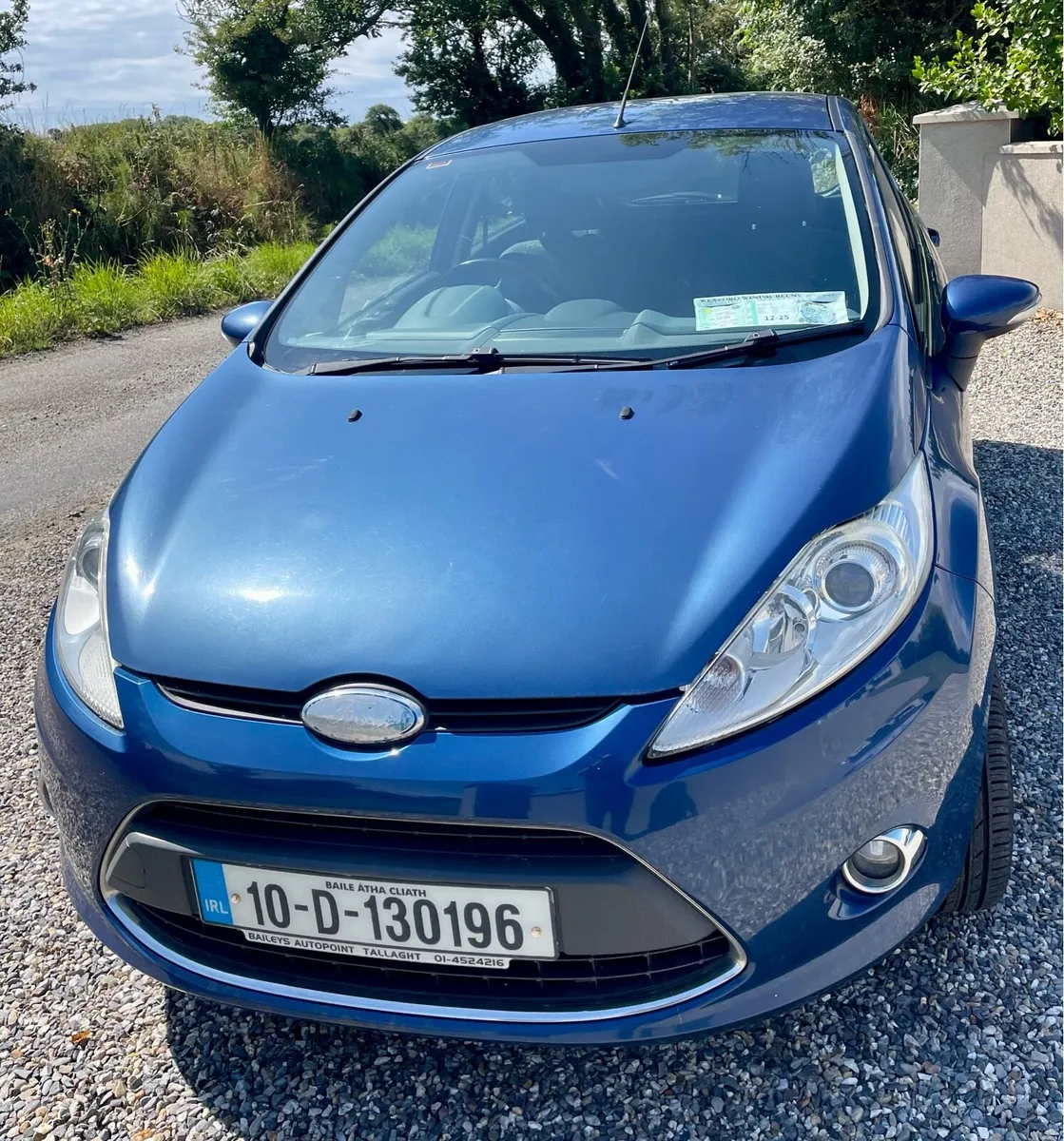 2010 Ford Fiesta Blue - Image 2