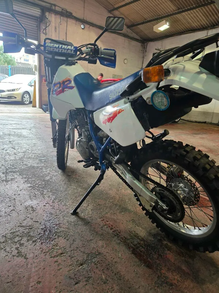 Suzuki DR250S electric start 1995 - Image 4