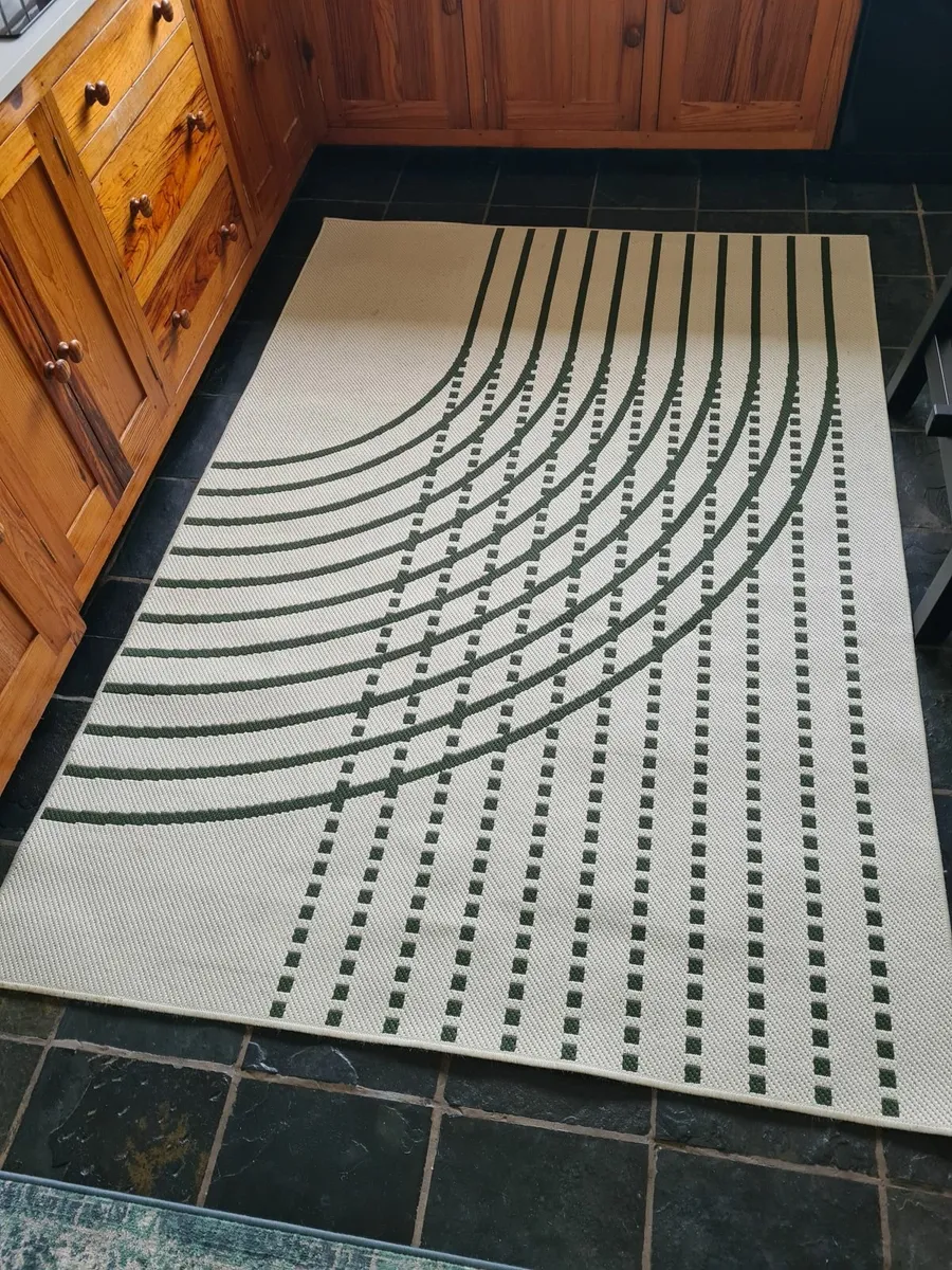 Large IKEA mat - Image 1