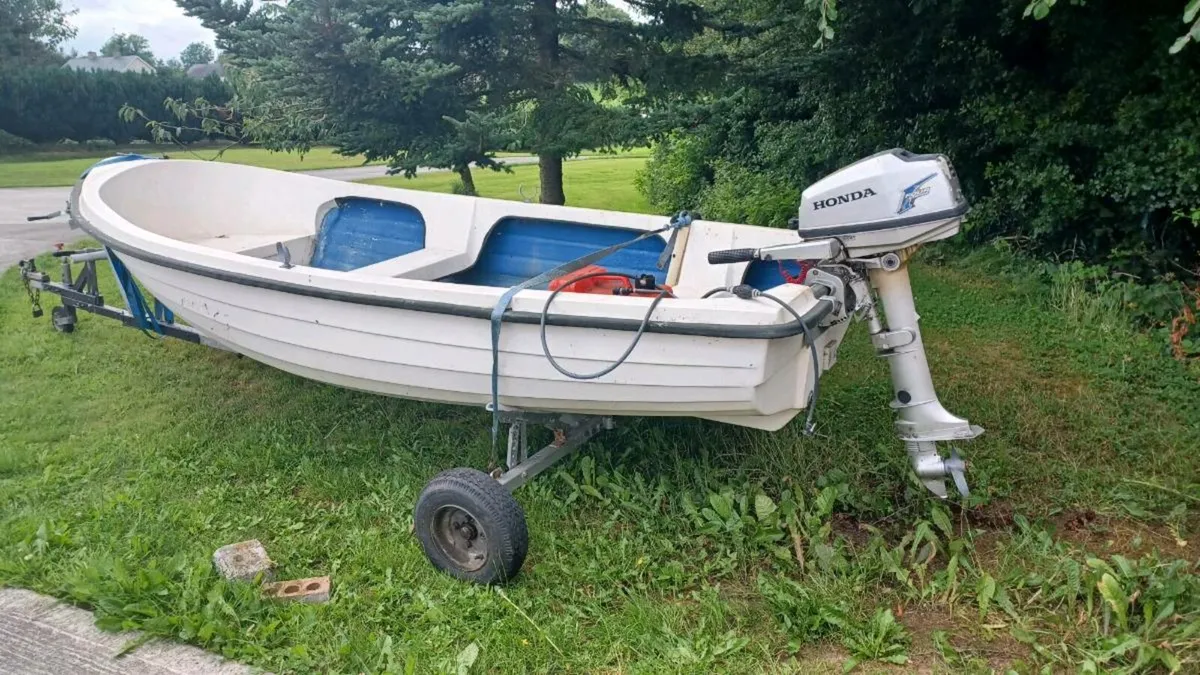 Boat - Image 1