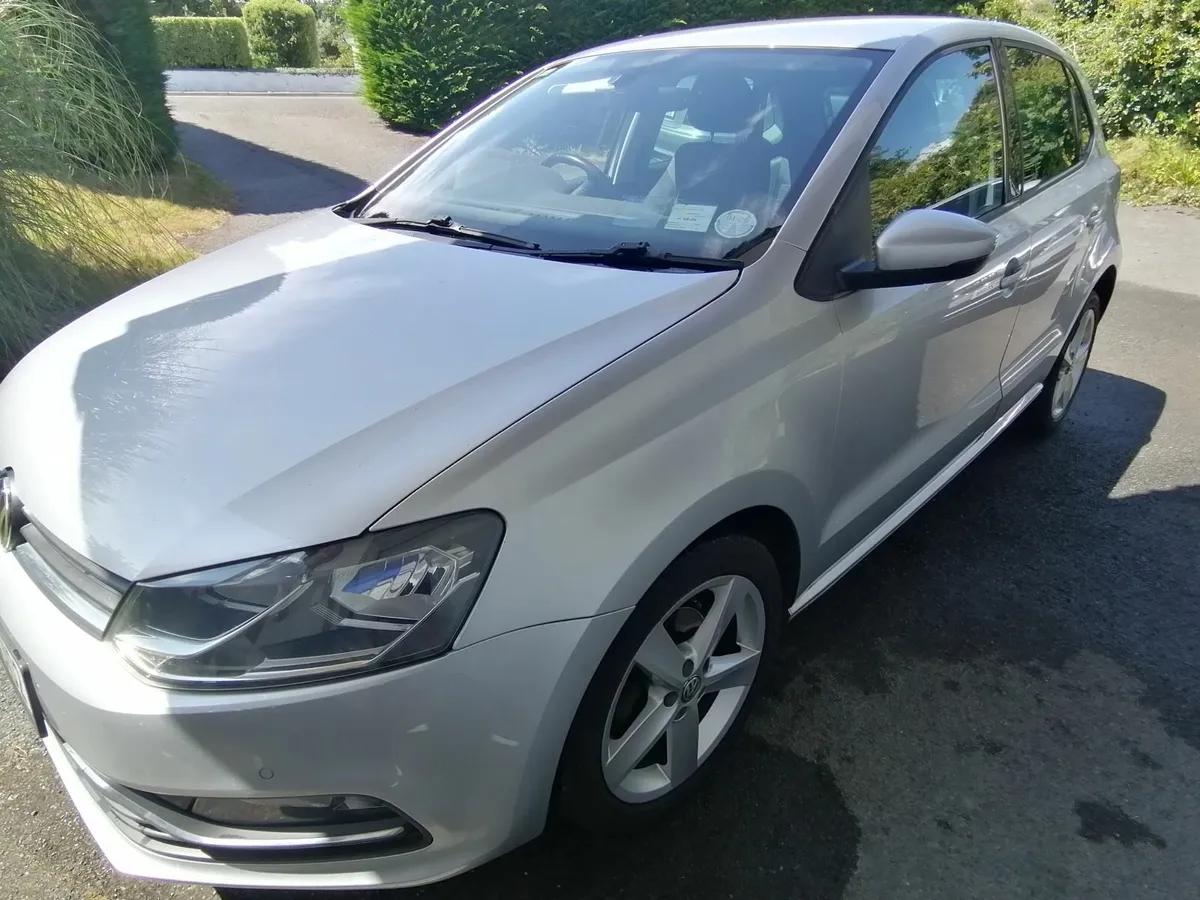 Volkswagen Polo 2015 - Image 1