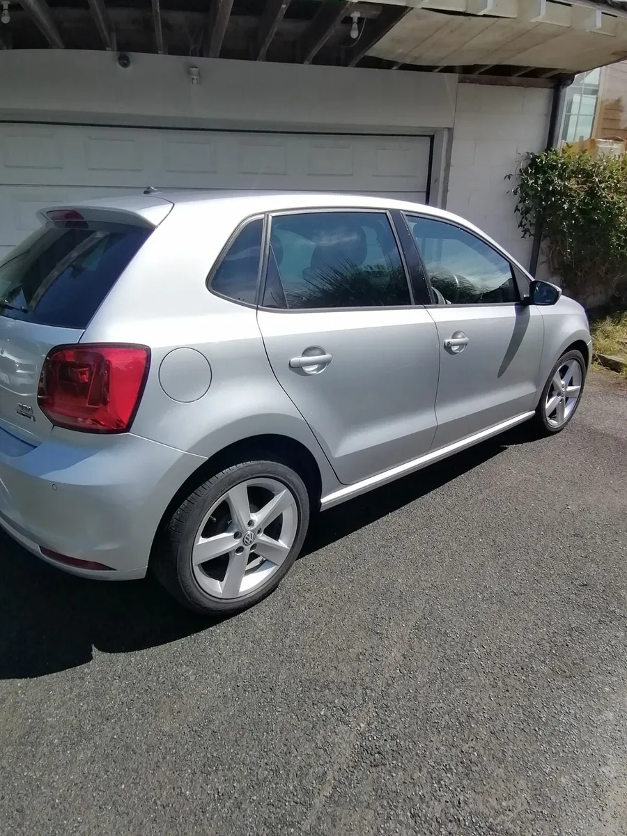 Volkswagen Polo 2015 - Image 4