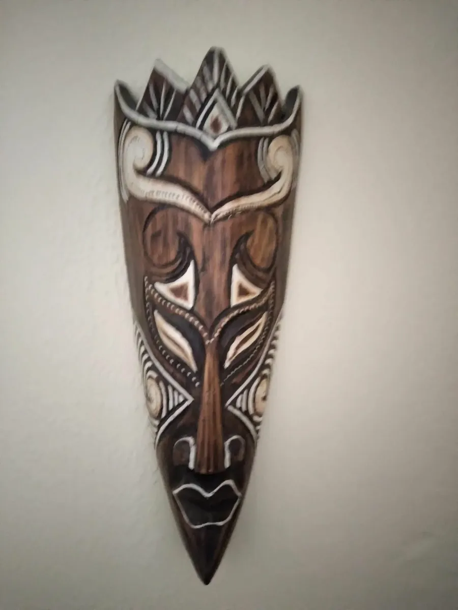 Wall art head pair - Image 2