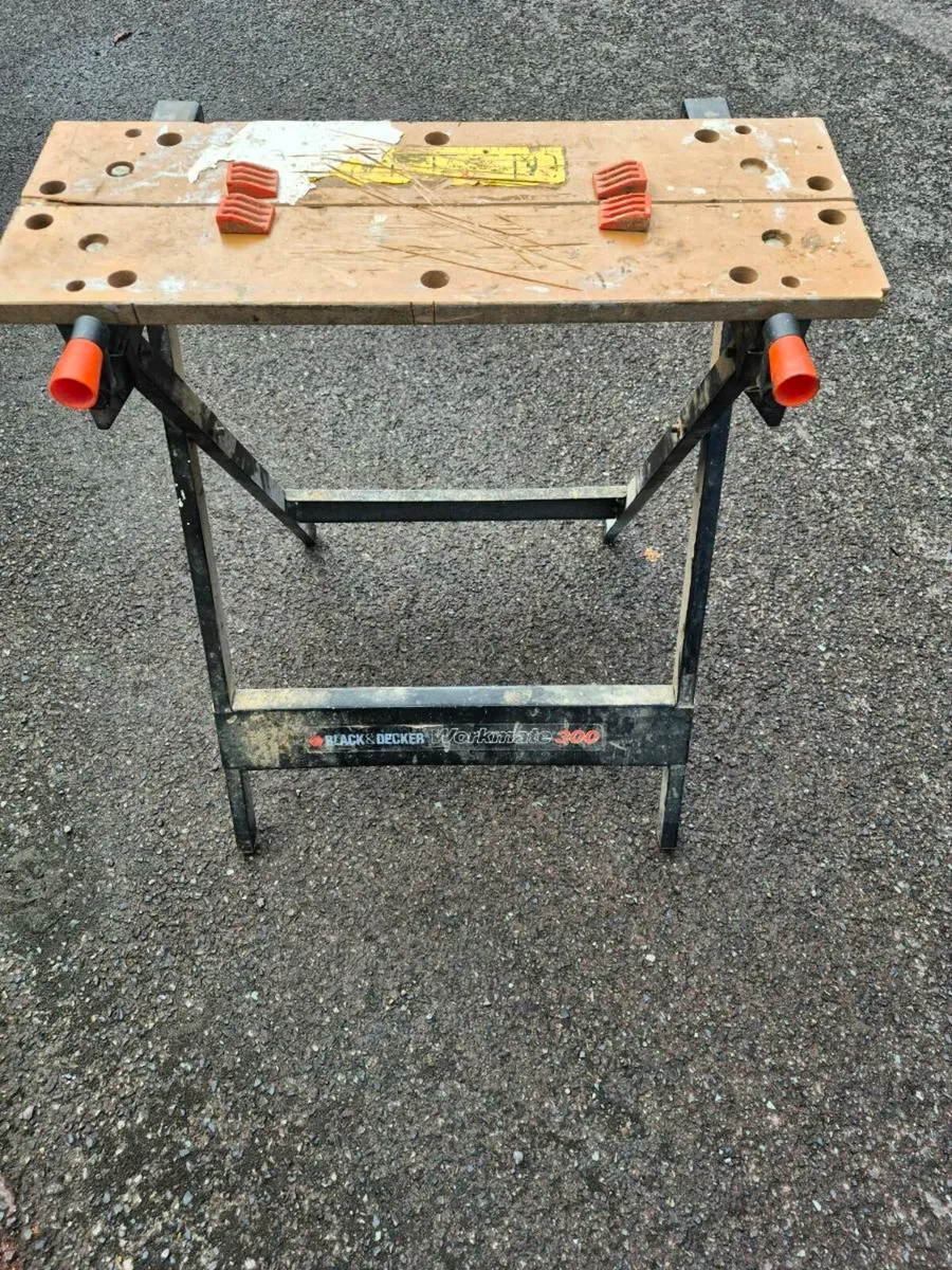 Black and Decker work bench - Image 1