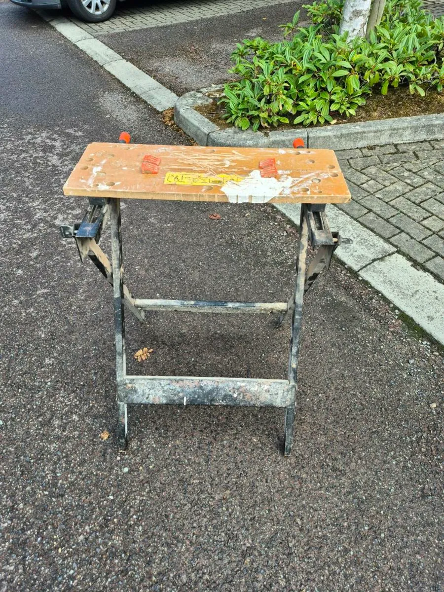 Black and Decker work bench - Image 2
