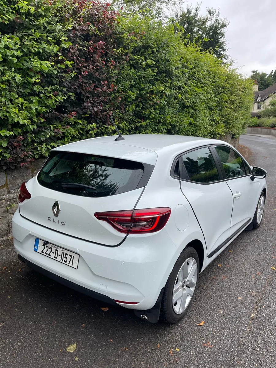 2022 Renault Clio Automatic - Image 4