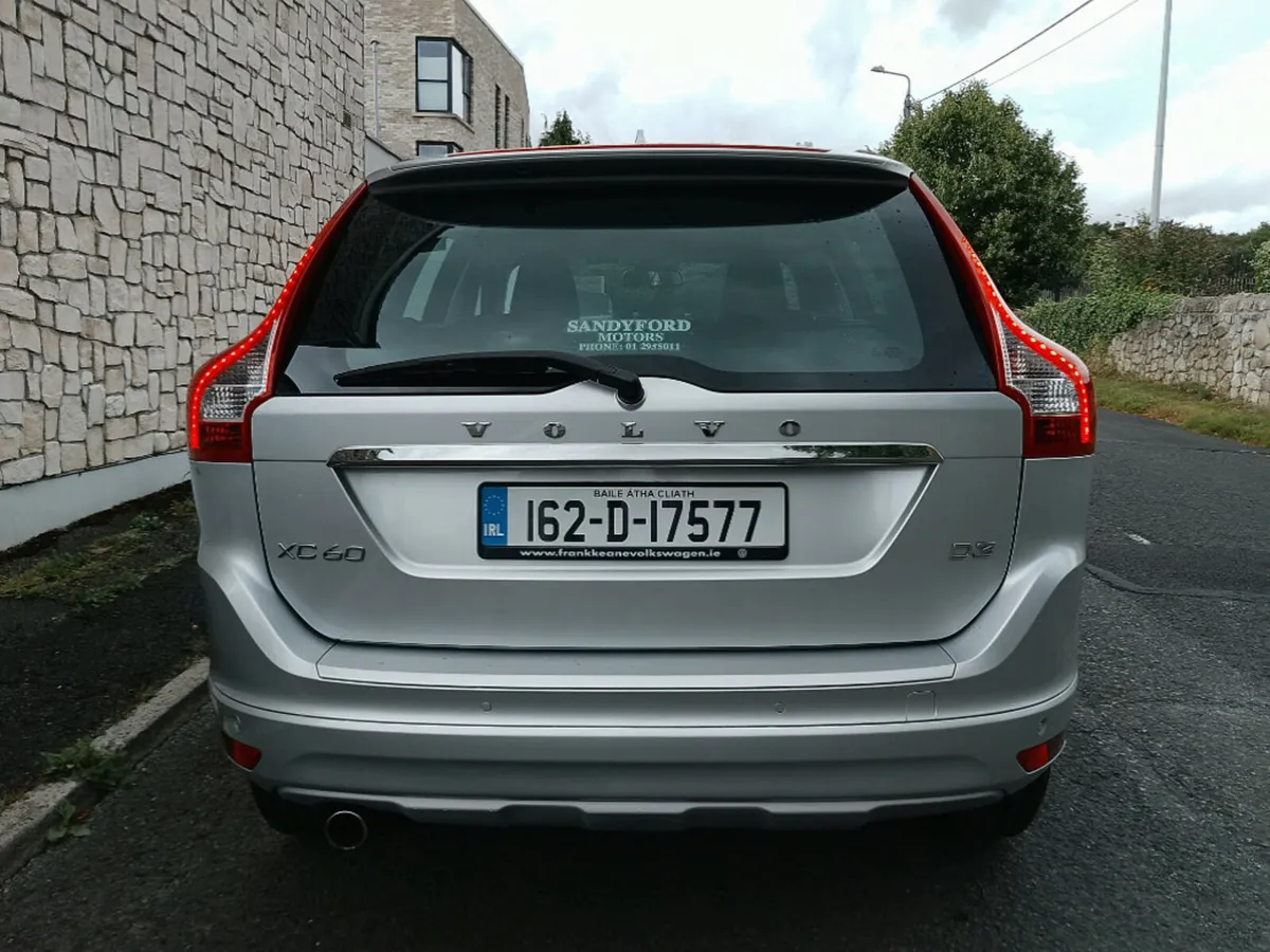 Volvo XC60 D3 FWD ES 5DR - Image 4