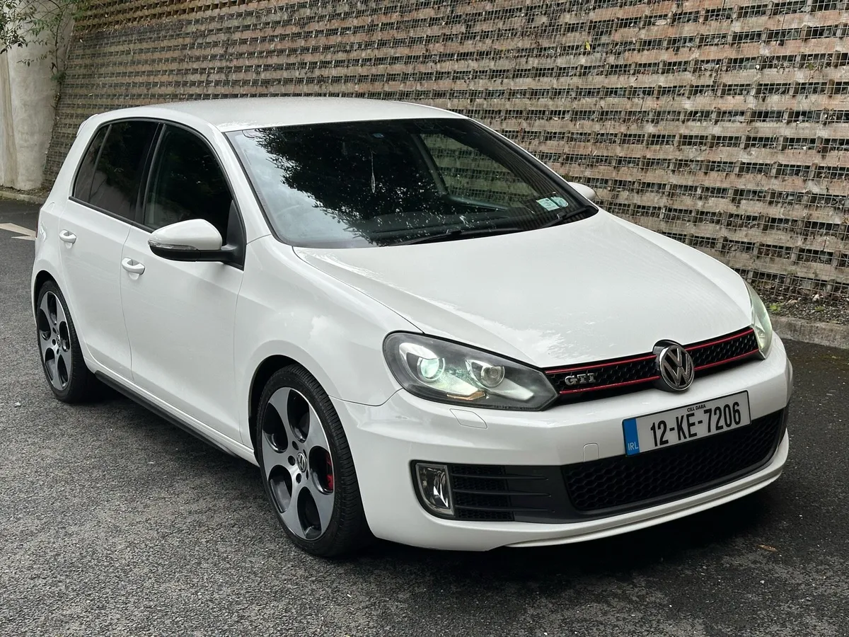 12 Vw Golf GTi **220BHP DSG** - Image 1