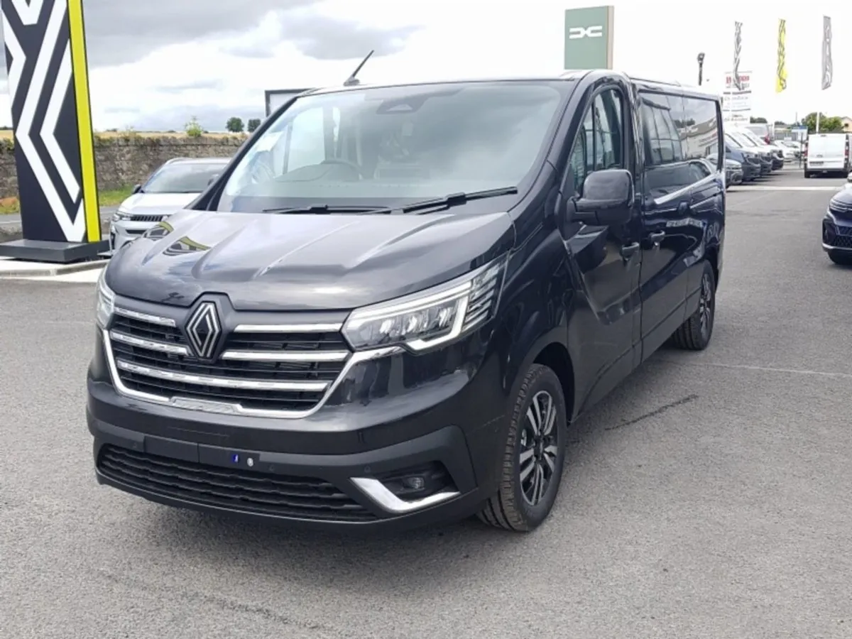 Renault Trafic 9 Speed Auto Extra Sport - Image 3