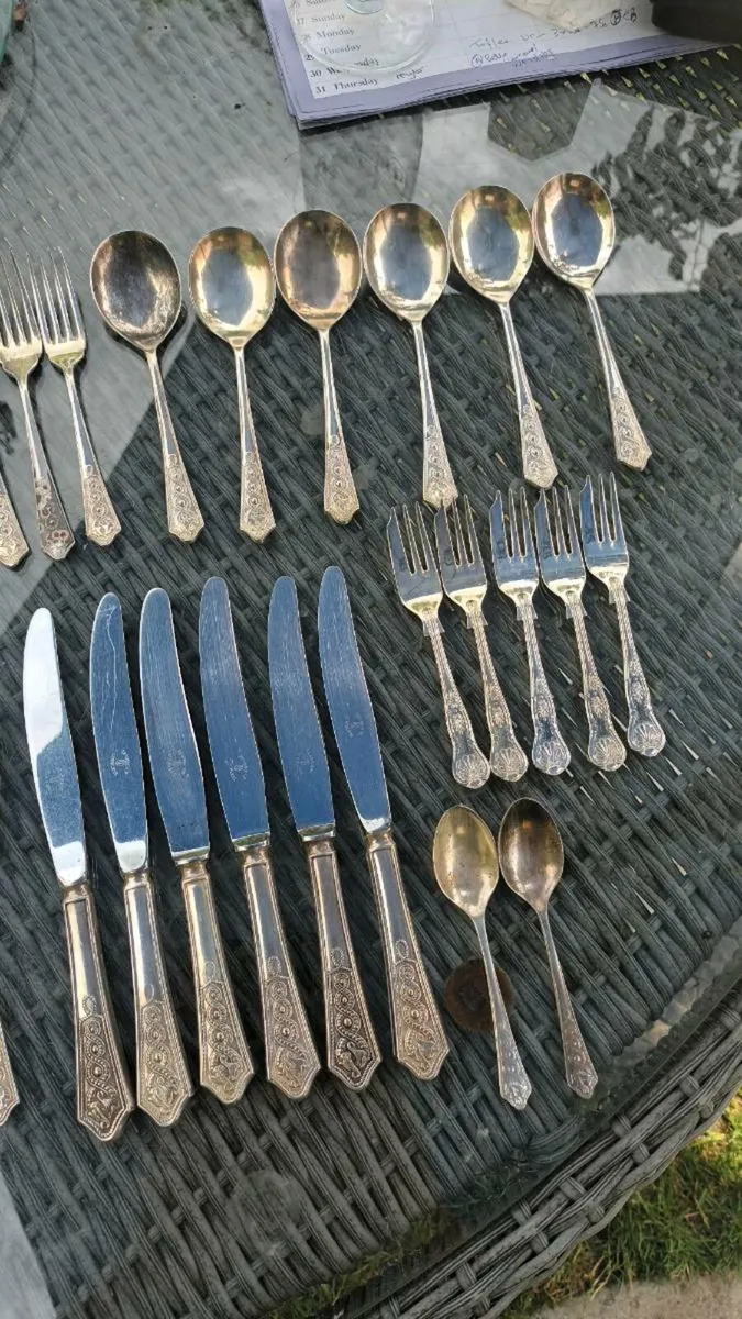 Newbridge cutlery 42 pieces, D18 post 6e - Image 4
