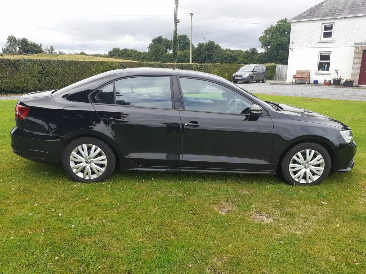Volkswagen Jetta 2017 - Image 1
