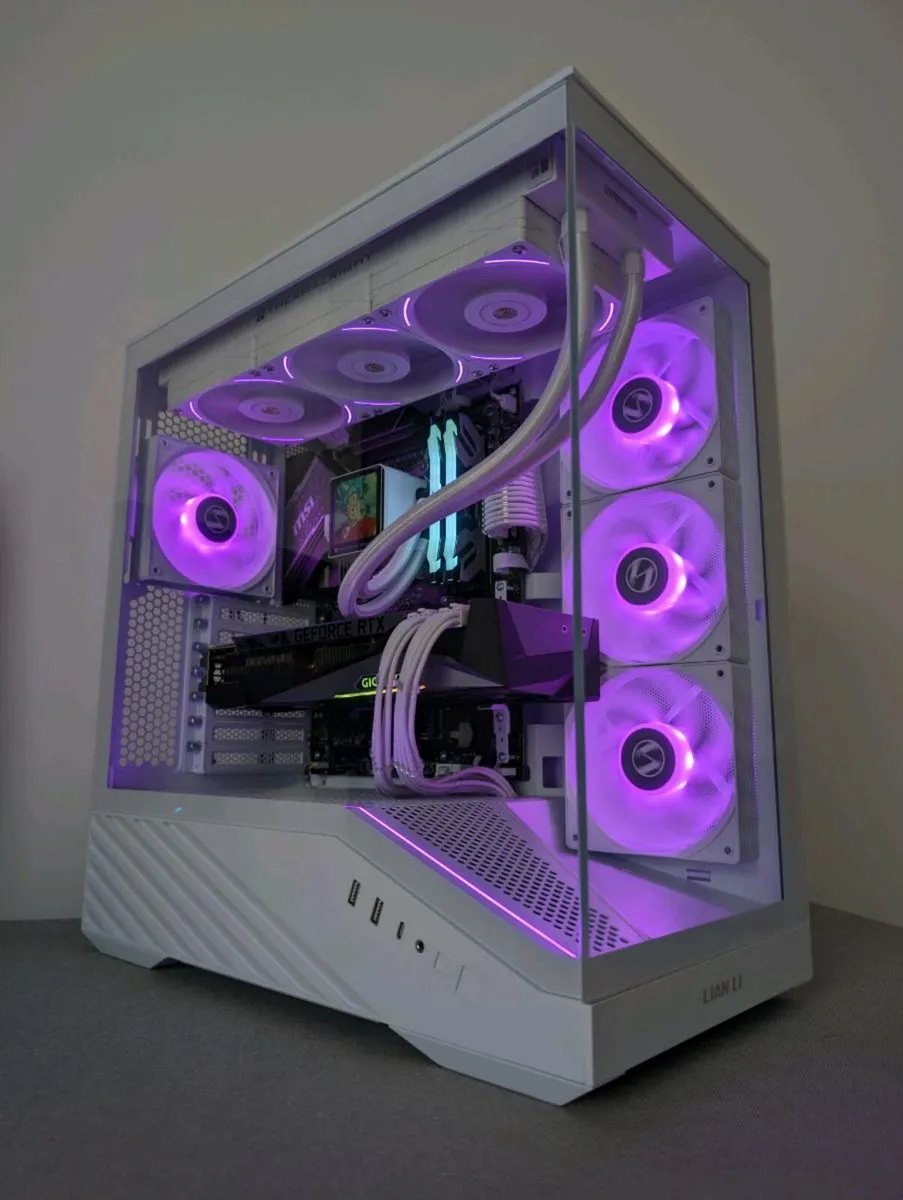 Lian Li AMD Ryzen Gaming PC | LCD AIO | MSI | RTX - Image 4