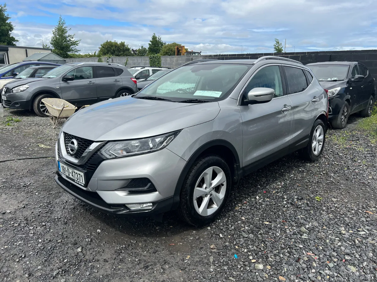 2019 Nissan Qashqai 1.3 Petrol only 81kms - Image 3