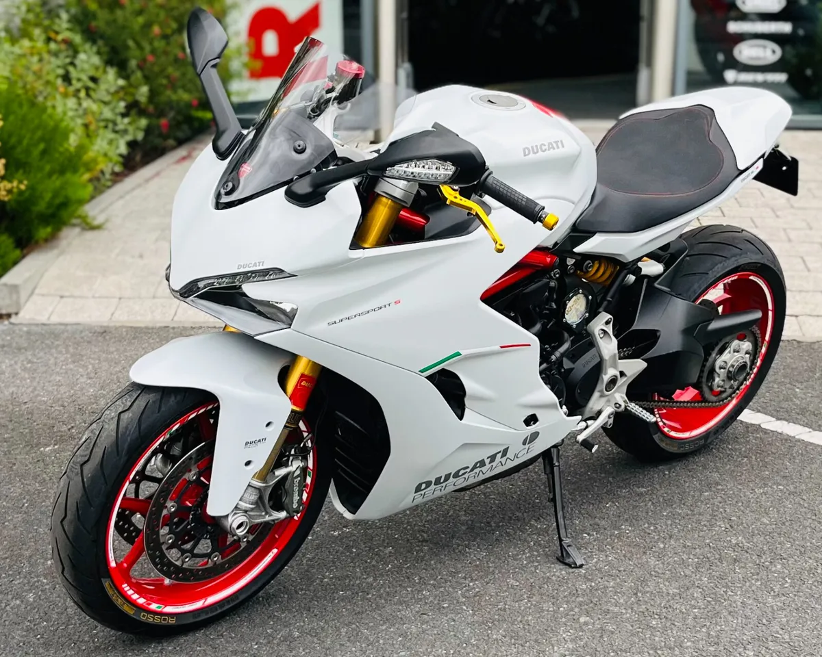 DUCATI SUPERSPORT + EXTRAS - Image 3