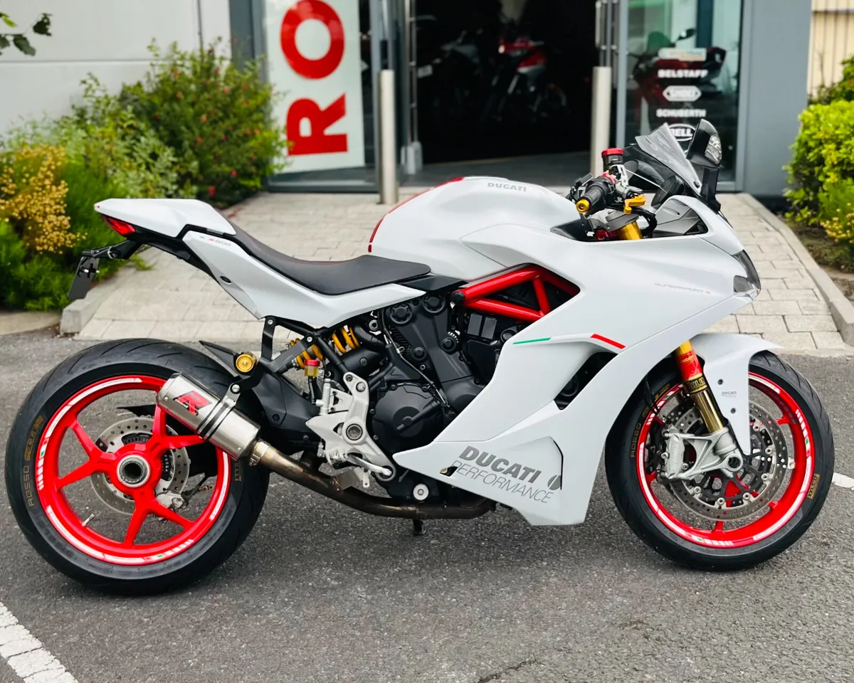 DUCATI SUPERSPORT + EXTRAS - Image 1
