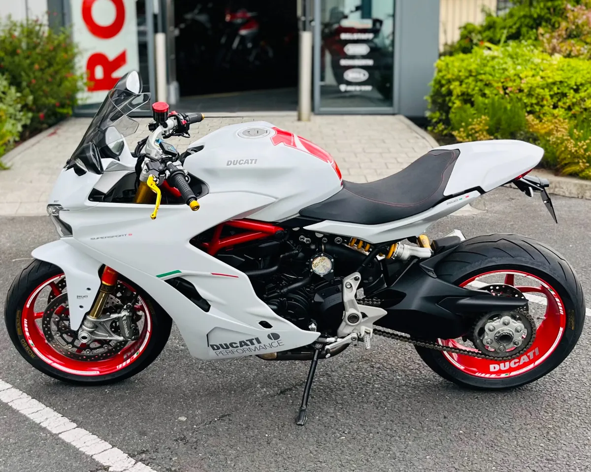 DUCATI SUPERSPORT + EXTRAS - Image 4
