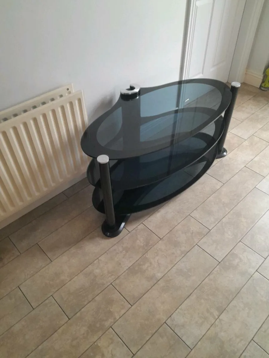 Glass tv stand - Image 2