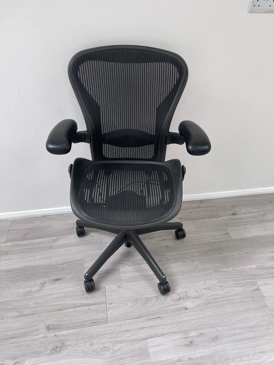 Herman miller Aeron Office Chair - Image 1