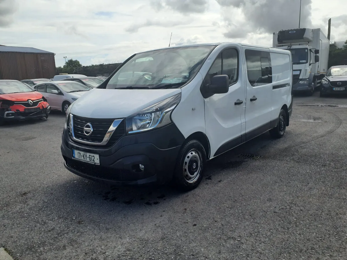 Commercial vehicle - Image 1