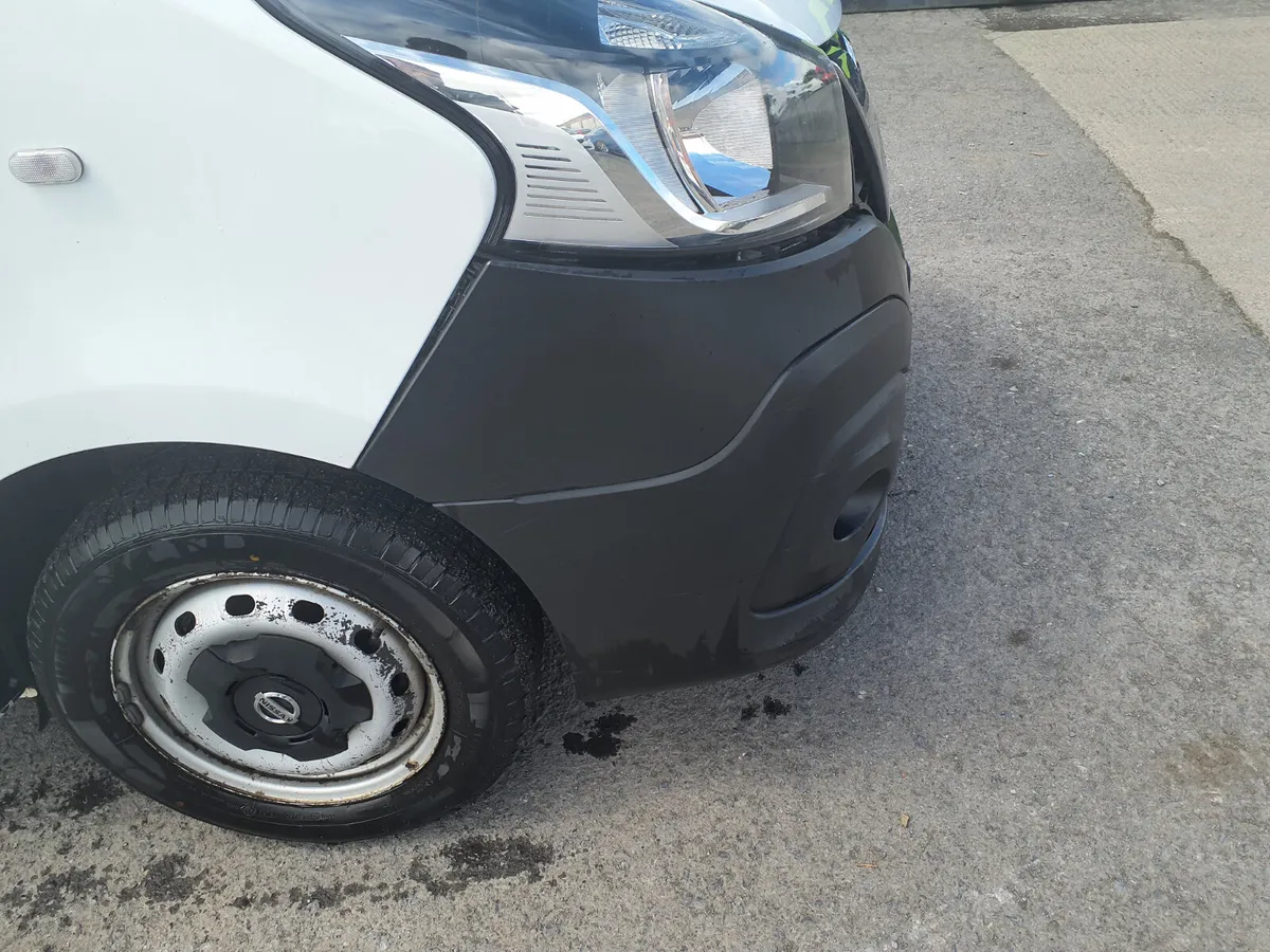 Commercial vehicle - Image 3